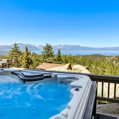 MV55 Lakeview townhome on the Ridge with Hot tub