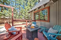 MV30 UNIQUE LAKE TAHOE CABIN WITH GREAT WIFI - Image 5