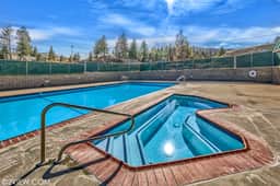 Mv71 Heavenly remodel condo with pool and hot tub - Image 3