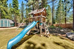Mv19 Lake Tahoe spacious Retreat with fun yard - Image 3