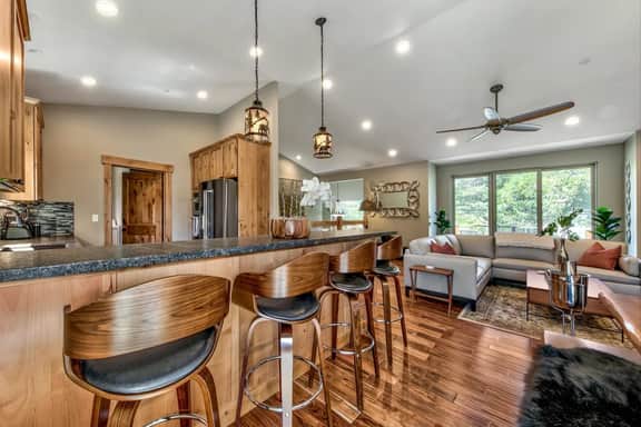 Lx24 Luxury Lake Tahoe Villa with high speed internet - Image 3