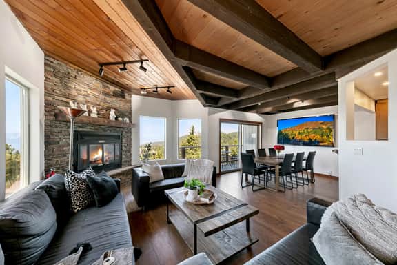 MV55 Lakeview townhome on the Ridge with Hot tub - Image 4