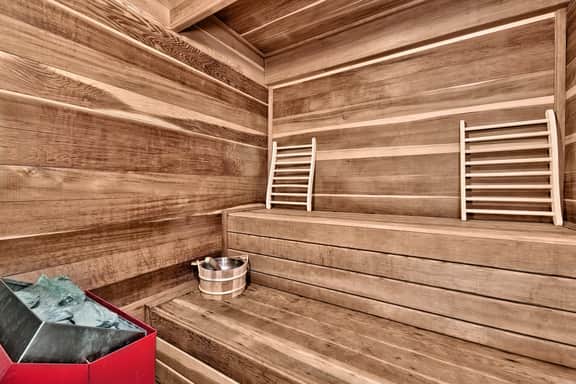Lx07 Skyfall lakeview house with dry sauna - Image 5