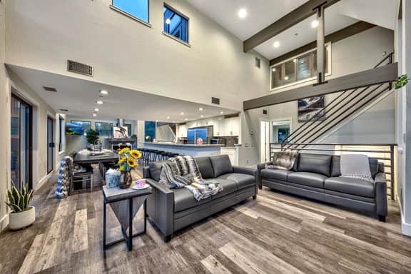 Luxe4 lake Tahoe Luxury Blue Diamond w hot tub and 4 - 4 bath - Image 5