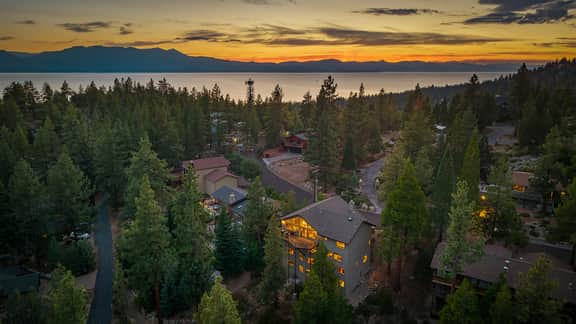 9BR Tahoe Villa Hot Tub, Sauna, Game Room lx33 - Image 2