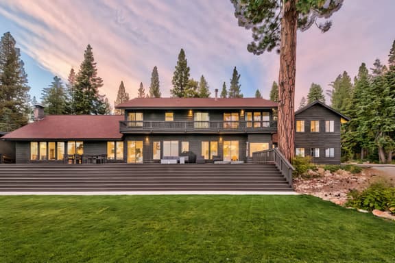 LUXE02 Villa Bella North Lake - Image 1
