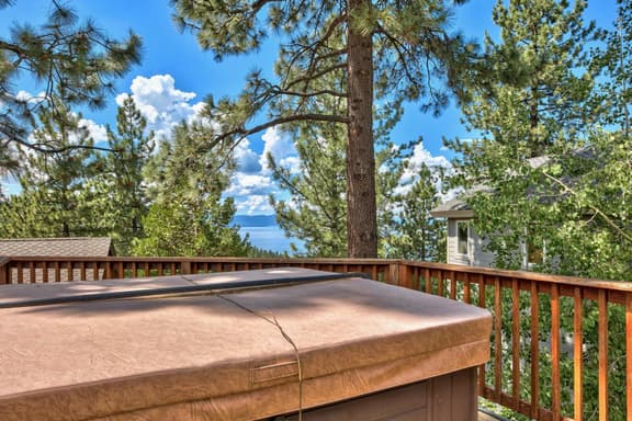 Mountain View Hot tub Lake Tahoe LX66 - Image 1