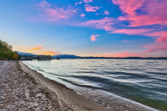 Lake Tahoe Luxury Lakefront Villa Private Beach luxe9 - Image 1