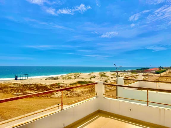LN10 Casa cerca al Mar con piscina en el norte para 12 private b - Image 1